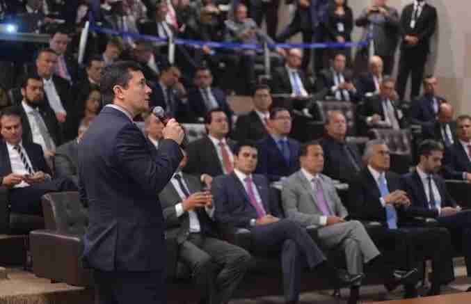 Moro2