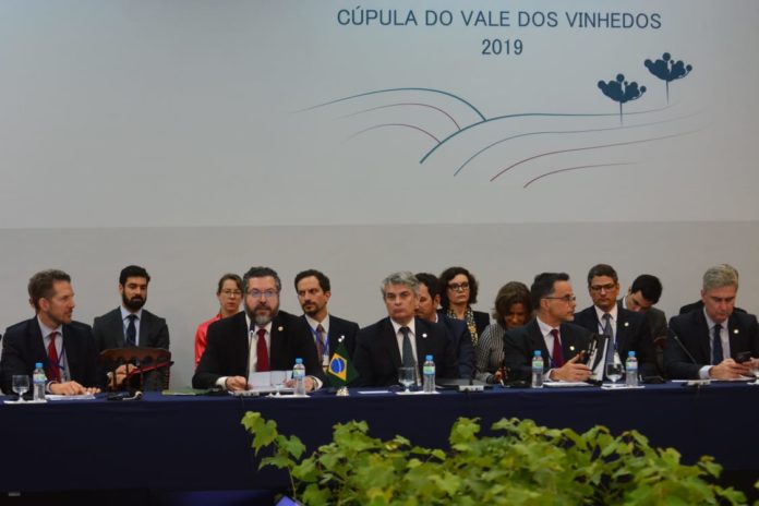Ernesto Araújo abriu reunião com ministros das Relações Exteriores do Mercosul | Foto: Guilherme Almeida/Especial/Correio do Povo