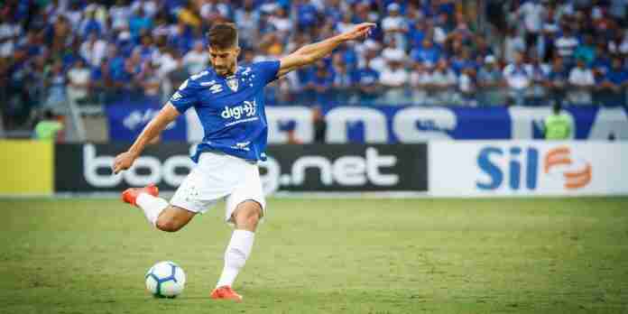 Volante Lucas Silva atuou nos últimos anos pelo Cruzeiro, mas pertencia ao Real Madrid e teve passagem pelo Olympique de Marseille, da França | Foto: Vinnicius Silva/Cruzeiro/Divulgação/CP