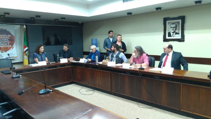 Comissão de Educação da Assembleia recebeu professores na primeira reunião realizada em 2020 | Foto: Gustavo Chagas/Rádio Guaíba