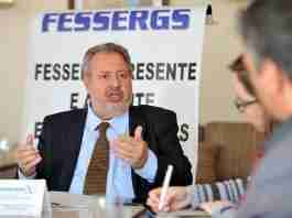 Presidente da Fessergs, Sérgio Arnoud, lembrou que servidores na ativa e aposentados não recebem recomposição há cinco anos | Foto: Alina Souza/Correio do Povo