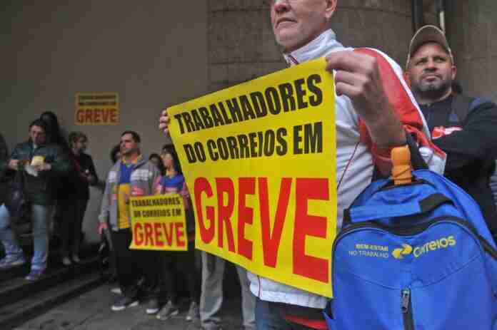 Primeiro dia da greve dos Correios tem reflexos no interior e em Porto Alegre | Foto: Alina Souza/Correio do Povo/Arquivo