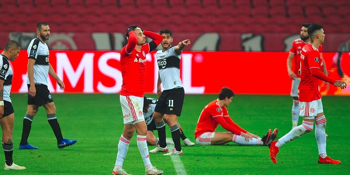 Flamengo é eliminado pelo Olimpia nas oitavas da Libertadores > No Ataque