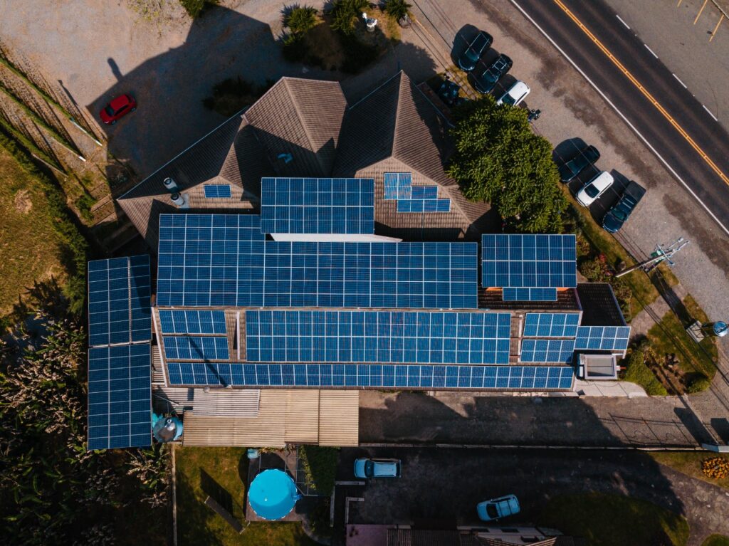 A imagem atual não possui texto alternativo. O nome do arquivo é: Energia-solar.jpeg