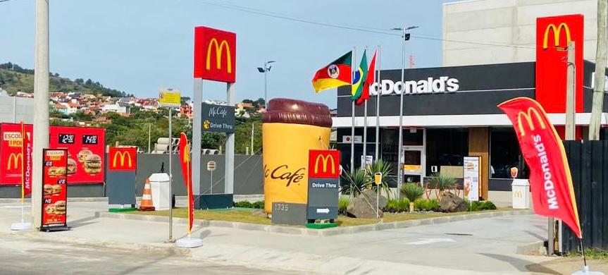 McDonald s abre 55 vagas de emprego com novo restaurante em Porto  