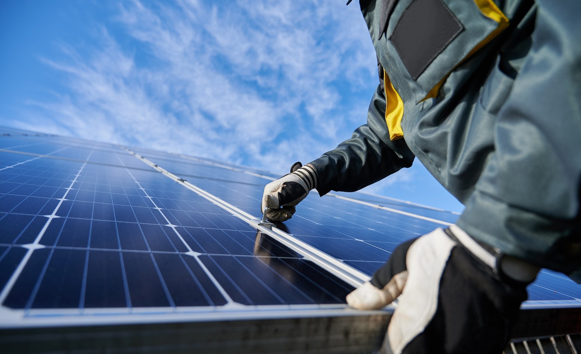 Energia solar acumula R$ 12 bilhões em investimentos só em 2024
