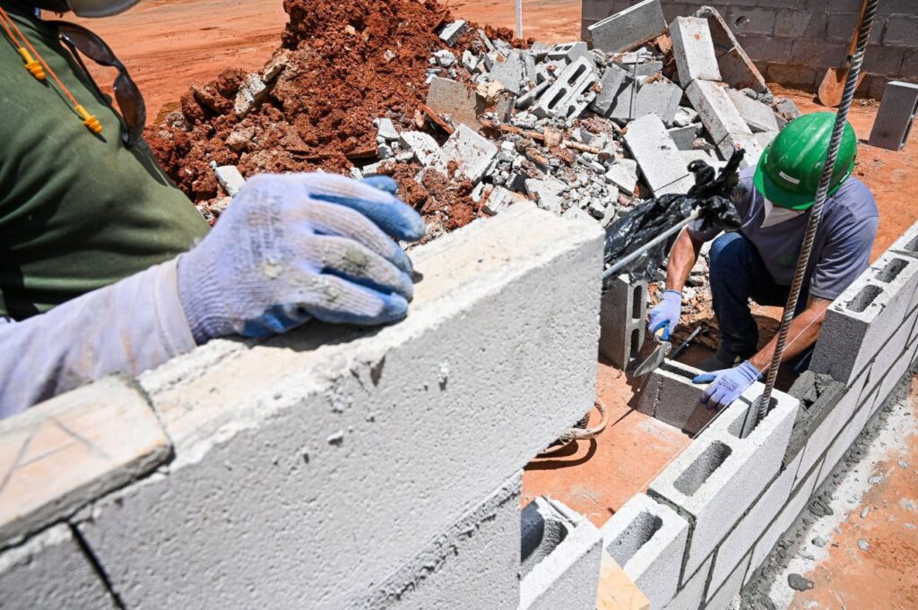 A imagem atual não possui texto alternativo. O nome do arquivo é: Construcao-Civil.jpg