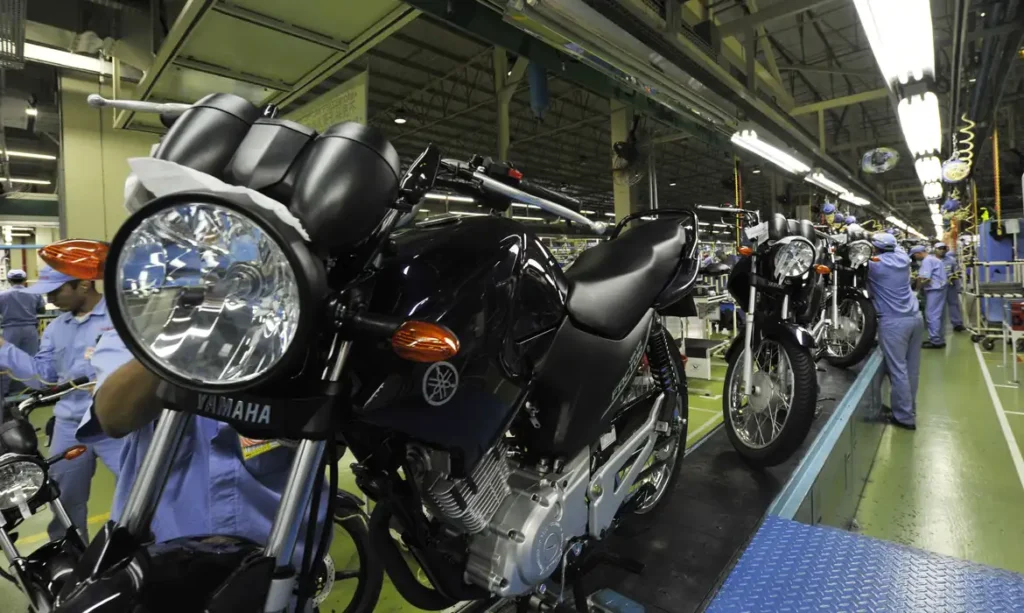 A imagem atual não possui texto alternativo. O nome do arquivo é: Motos.webp
