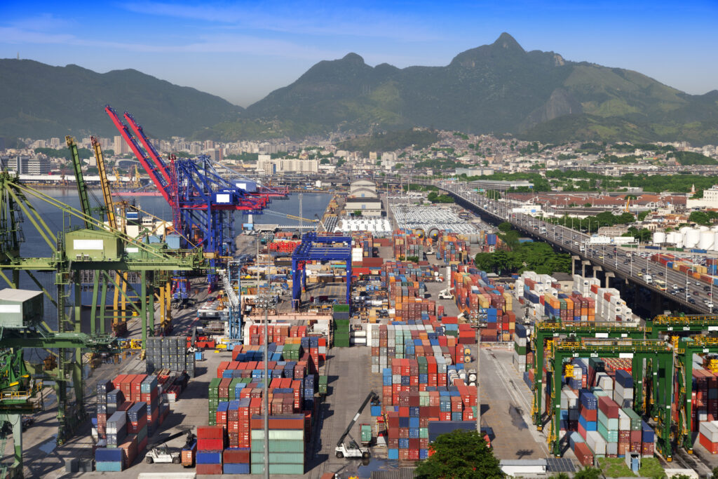A imagem atual não possui texto alternativo. O nome do arquivo é: Exportacoes.jpg