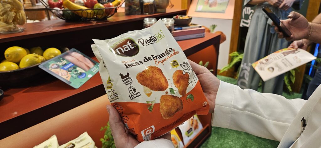 A imagem atual não possui texto alternativo. O nome do arquivo é: Vibra-Foods-divulga-novidades-do-portfolio-Nat-na-Expoagas-2025_FOTO-Jose-Pedro-Jobim-scaled.jpg