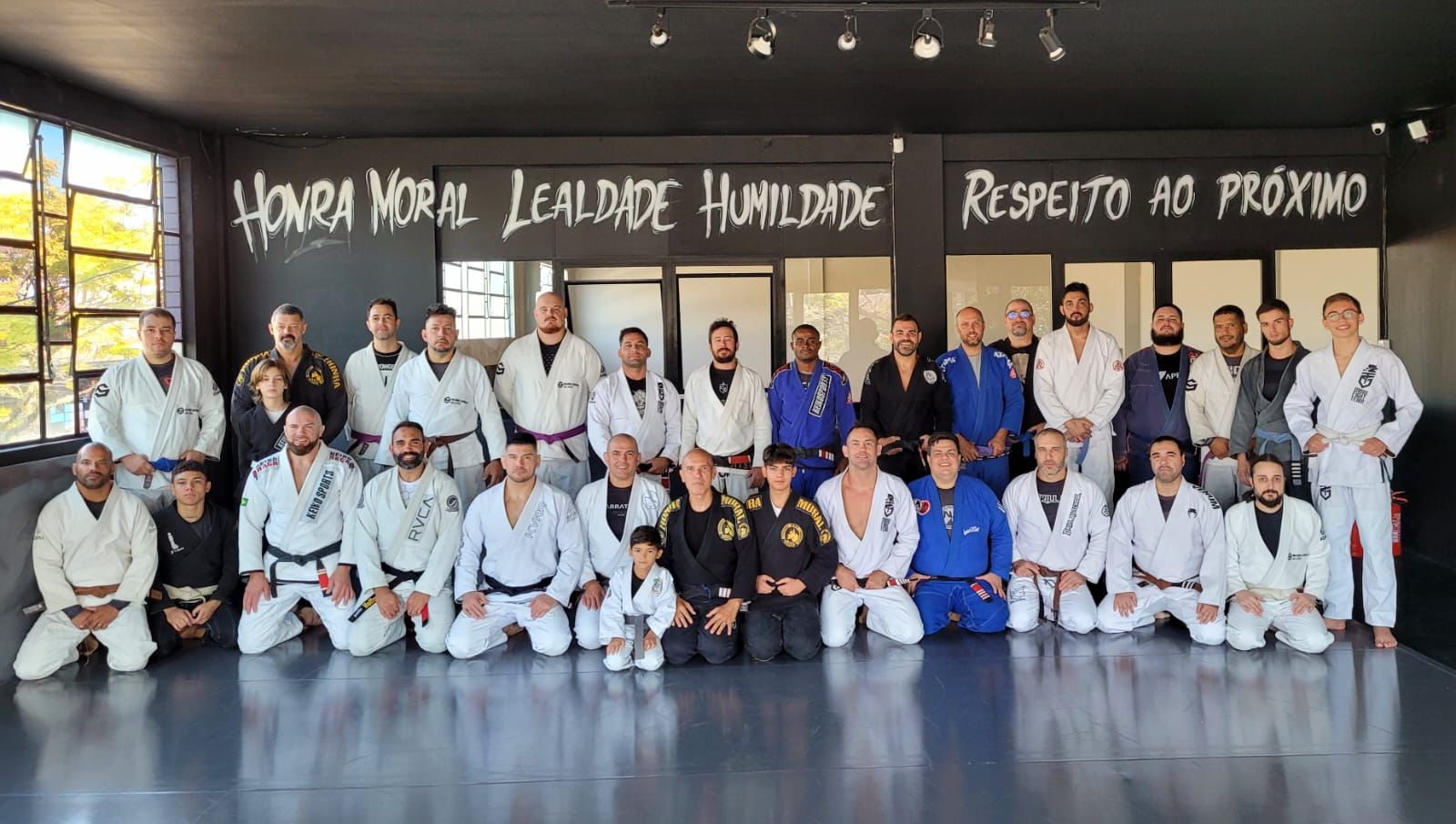 Boxer Concept une jiu-jitsu brasileiro e defesa pessoal com demais técnicas de combate, em Porto Alegre