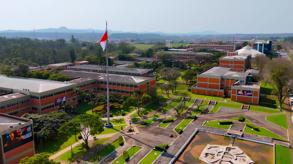 A imagem atual não possui texto alternativo. O nome do arquivo é: foto-scaled.jpg