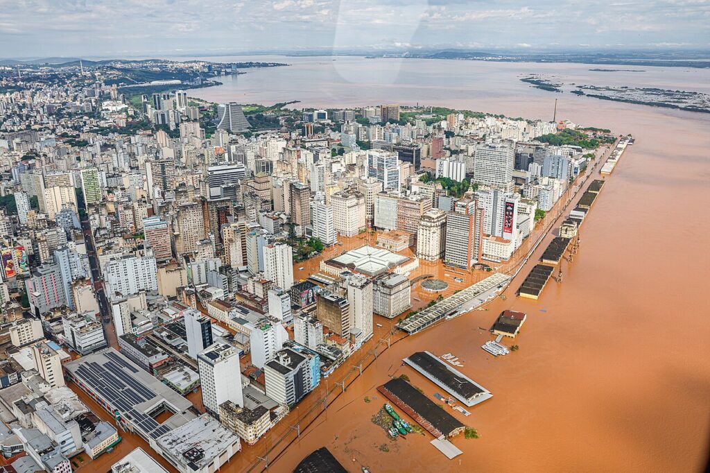 A imagem atual não possui texto alternativo. O nome do arquivo é: Porto-Alegre-em-maio-de-2024-Foto-Ricardo-Stuckert-Presidencia-da-Republica.jpg