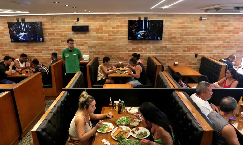 A imagem atual não possui texto alternativo. O nome do arquivo é: Restaurante.webp