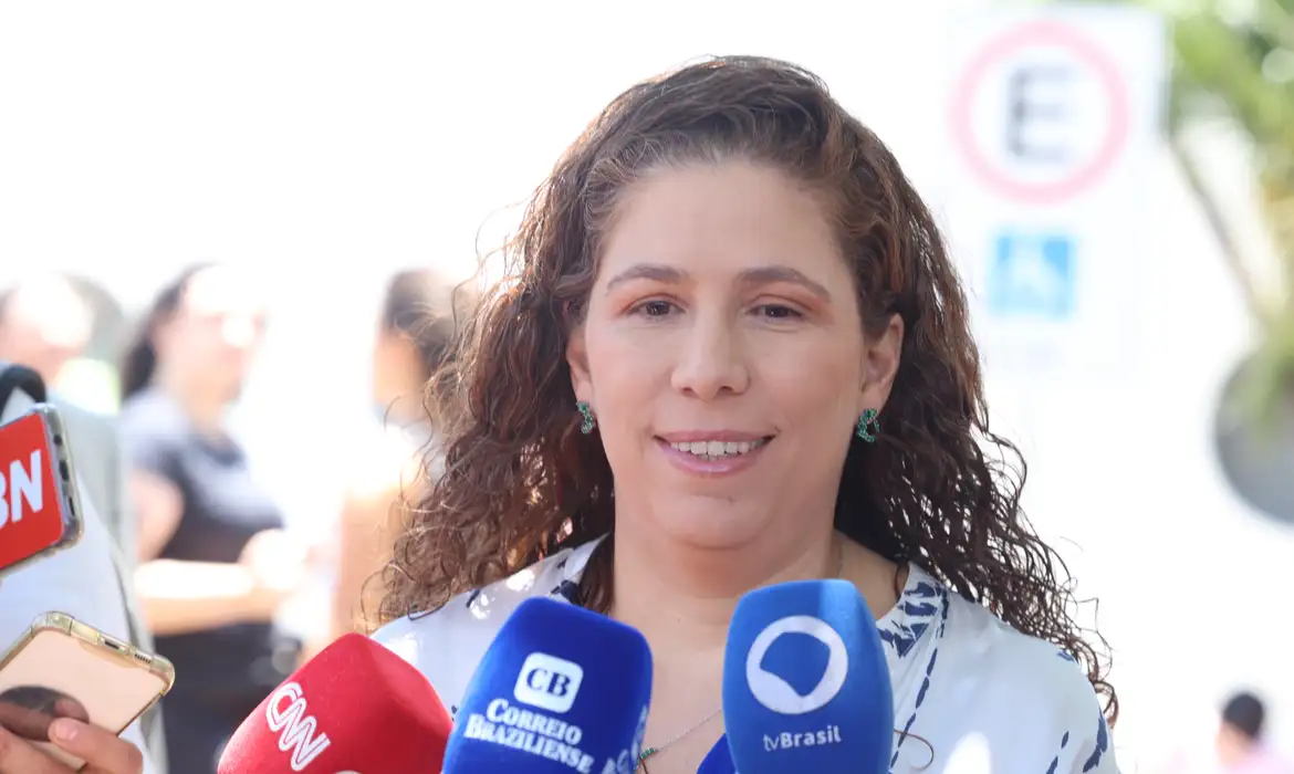 Esther Deweck
