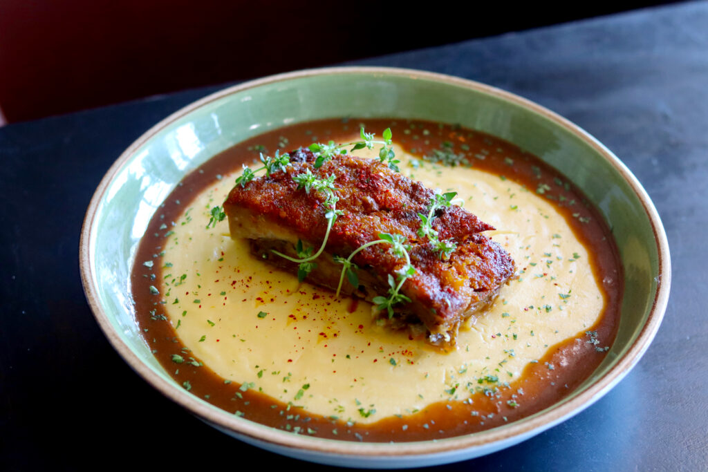 A imagem atual não possui texto alternativo. O nome do arquivo é: COSTELETA_BAH-scaled.jpg