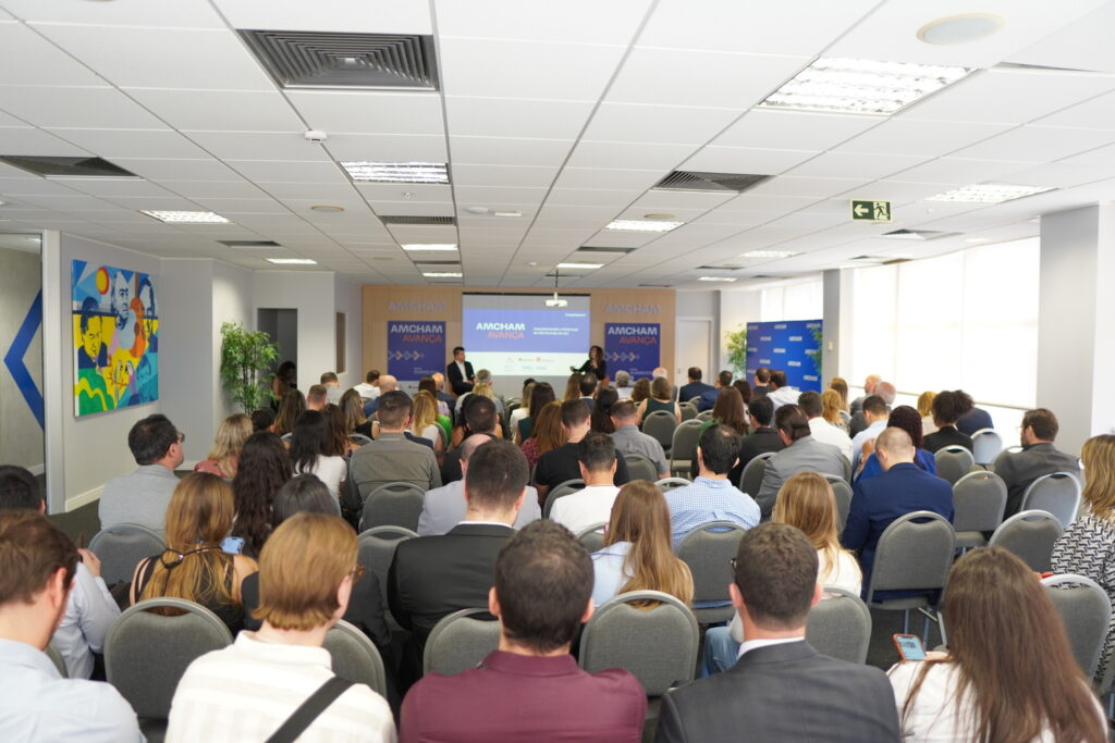 A imagem atual não possui texto alternativo. O nome do arquivo é: RS-Avanca-2024_Foto-Daniel-Schinoff.jpg