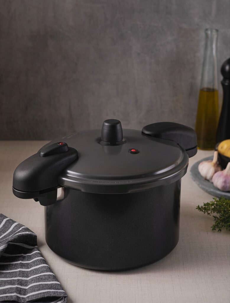 A imagem atual não possui texto alternativo. O nome do arquivo é: Panela-de-Pressao-Tramontina.jpg