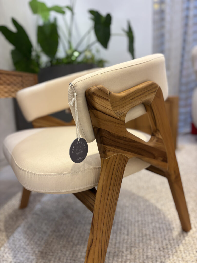 A imagem atual não possui texto alternativo. O nome do arquivo é: Cadeira-Riva-Uultis-tecidos-Pima-Cotton-scaled.jpg