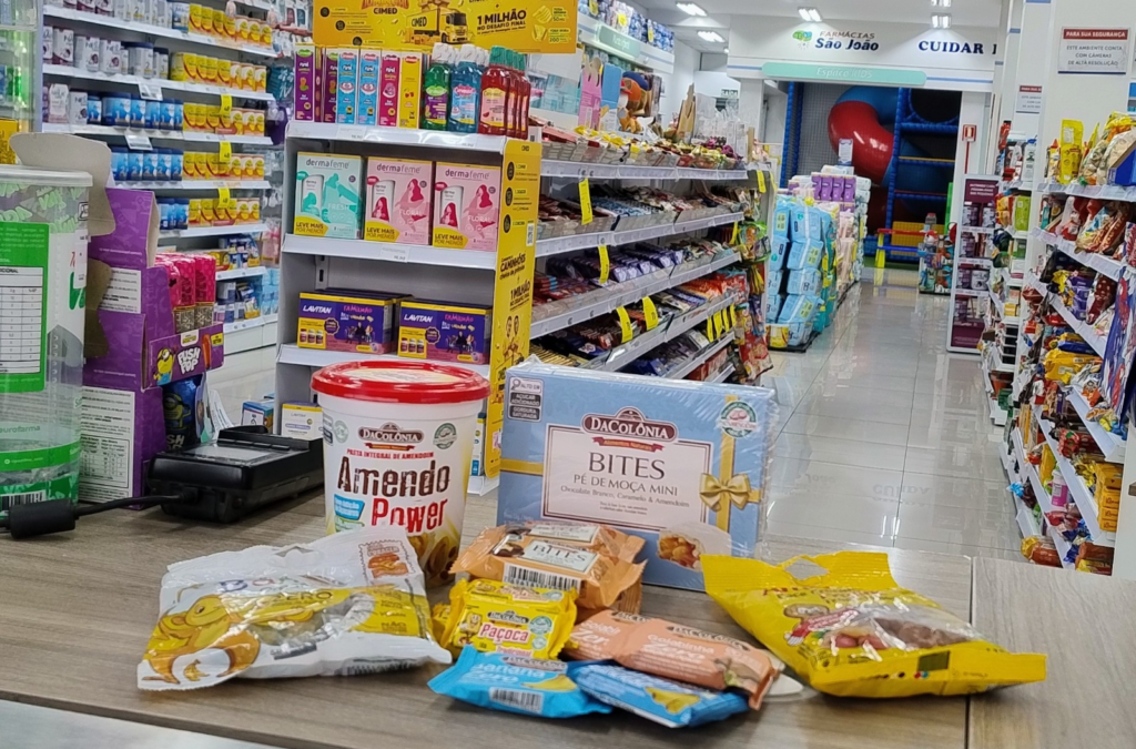 A imagem atual não possui texto alternativo. O nome do arquivo é: DaColonia.png