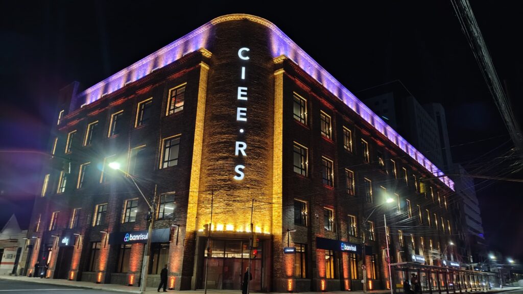 A imagem atual não possui texto alternativo. O nome do arquivo é: Divulgacao-CIEE-RS-2.jpeg