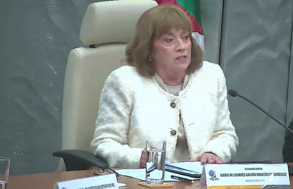 desembargadora Maria de Lourdes Galvão Braccini de Gonzalez tomou posse