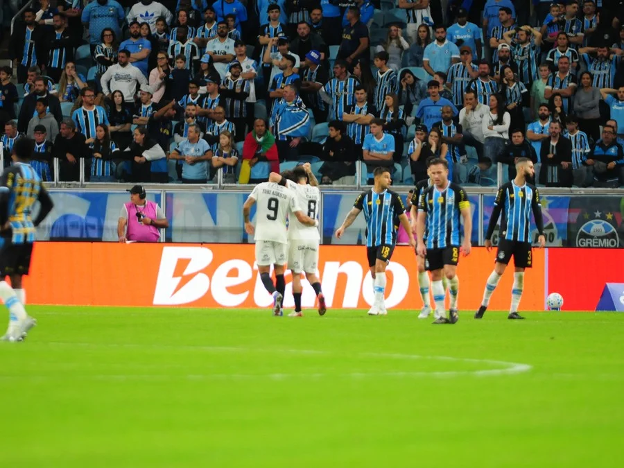 Grêmio sofre virada para o Corinthians. Foto: Mauro Schaefer / CP