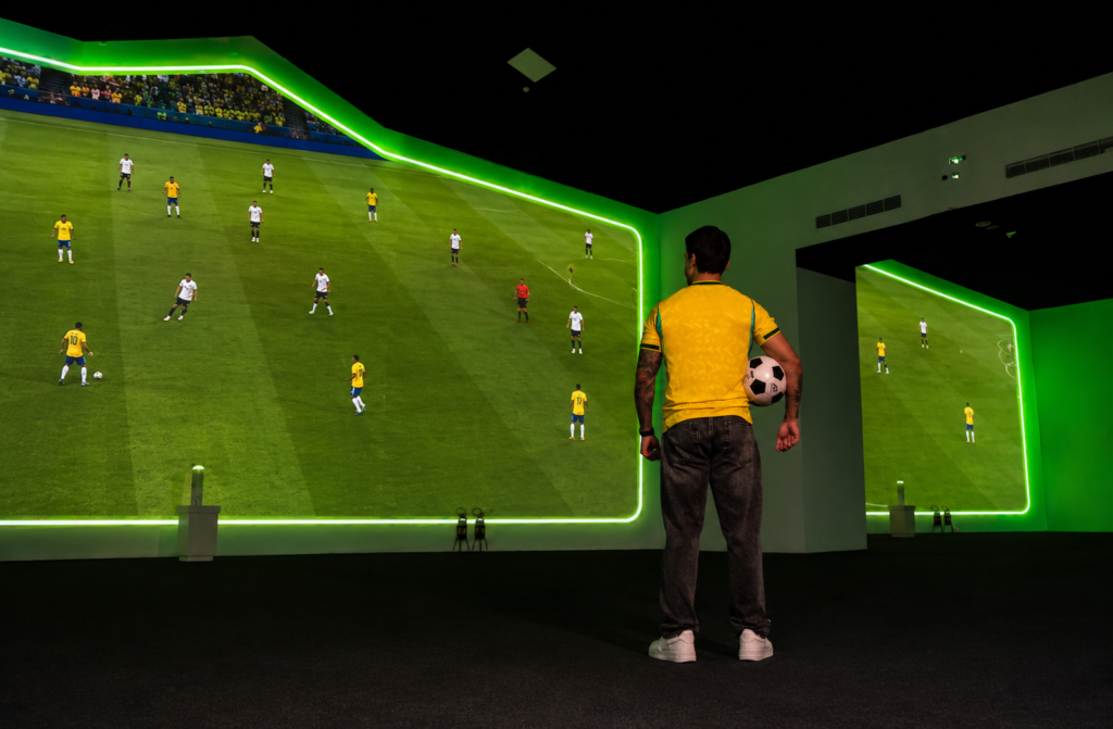 A imagem atual não possui texto alternativo. O nome do arquivo é: Stadium-Experience-Credito_Junior_Farias_TKPubli-1.png