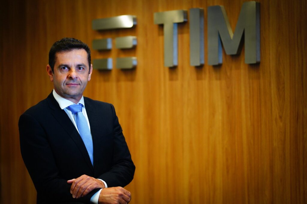A imagem atual não possui texto alternativo. O nome do arquivo é: TIM-Krieger.jpeg