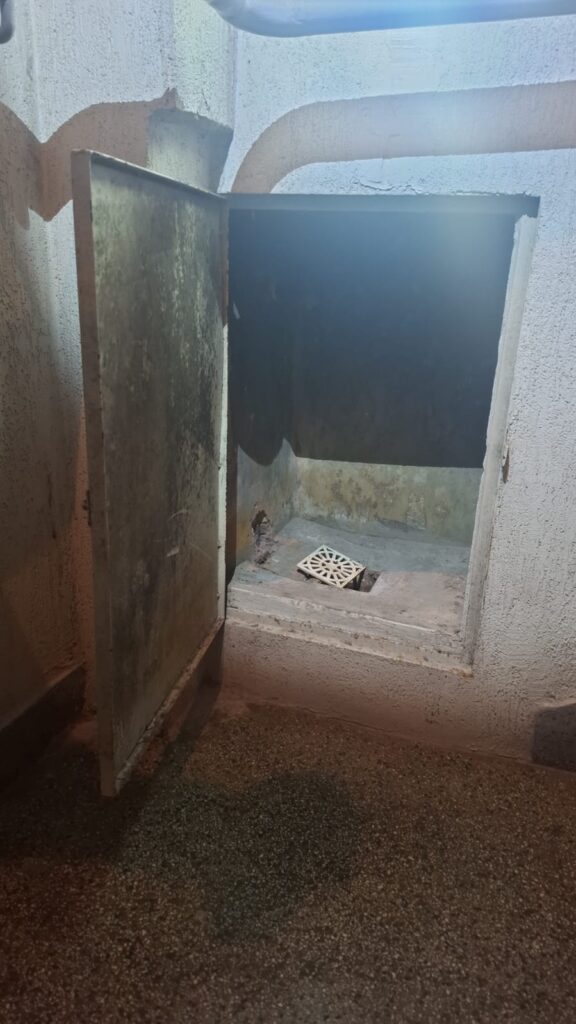 Armário onde estava bolsa com 33 celulares - Foto: Arquivo Pessoal