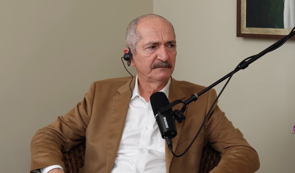 Aldo Rebelo, ex-ministro da Defesa, fala sobre ações militares envolvendo fenômenos desconhecidos - Foto: Youtube / Jesse Michels / Reprodução