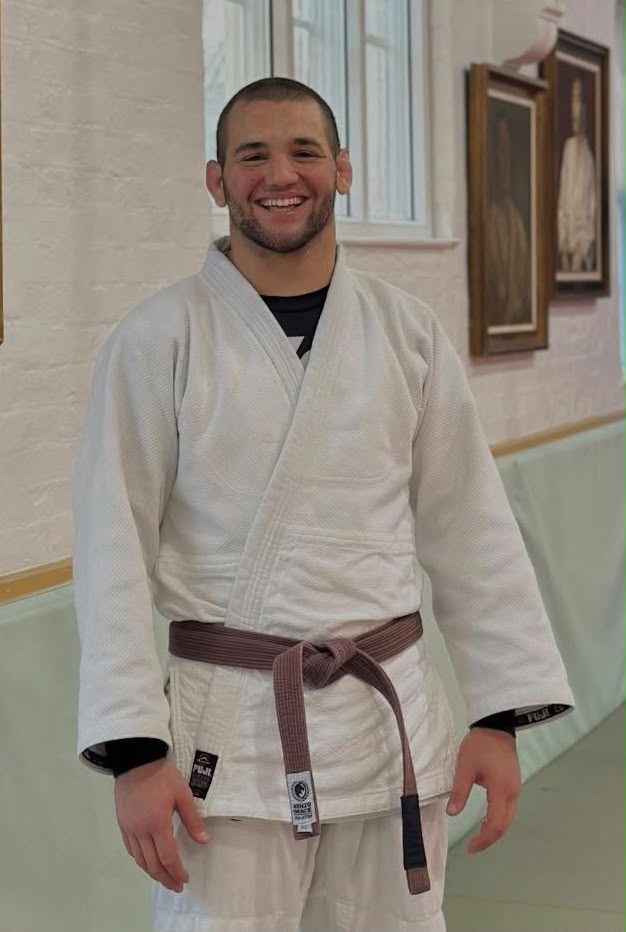 Rayron Gracie faz seminário de jiu-jitsu para crianças de projetos sociais em Porto Alegre - Foto: Divulgação