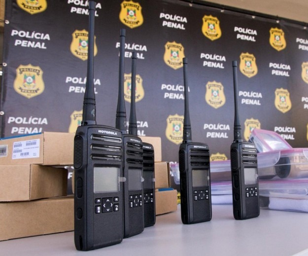 Polícia Penal alega erro na publicação de preço após compra de rádios comunicadores, sem licitação, no Rio Grande do Sul - Foto: Ascom SSPS / Reprodução