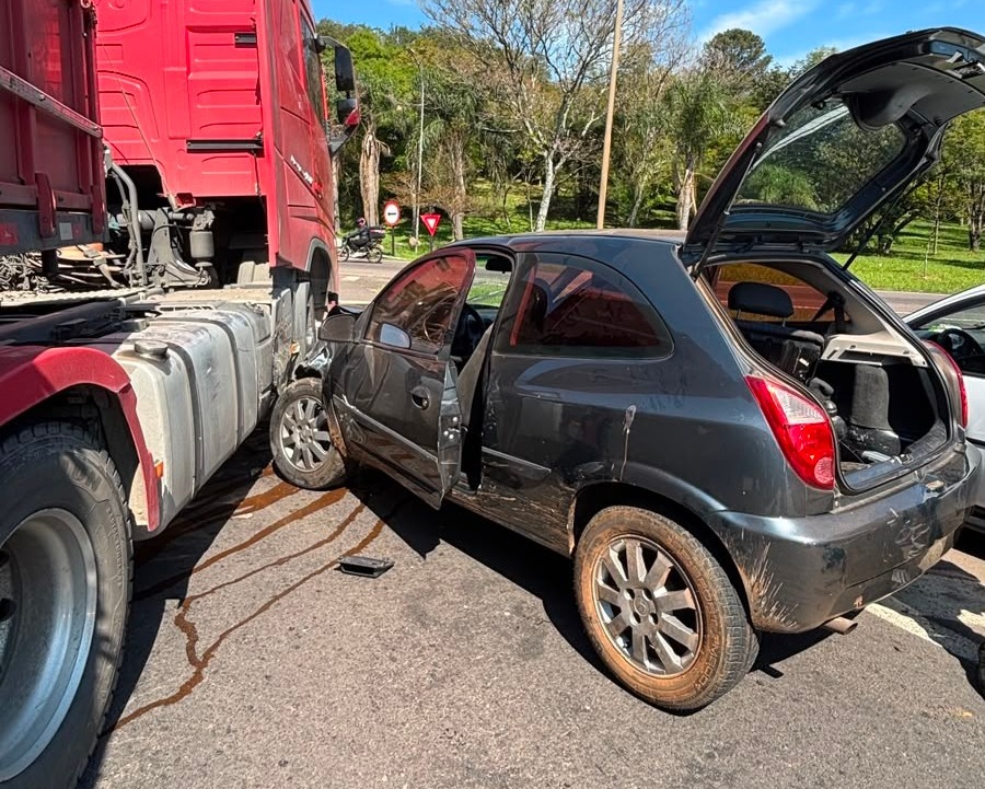 Efetivo do 22º BPM prende traficante após colisão em Lajeado - Foto: Arquivo Pessoal / Marcel Horowitz