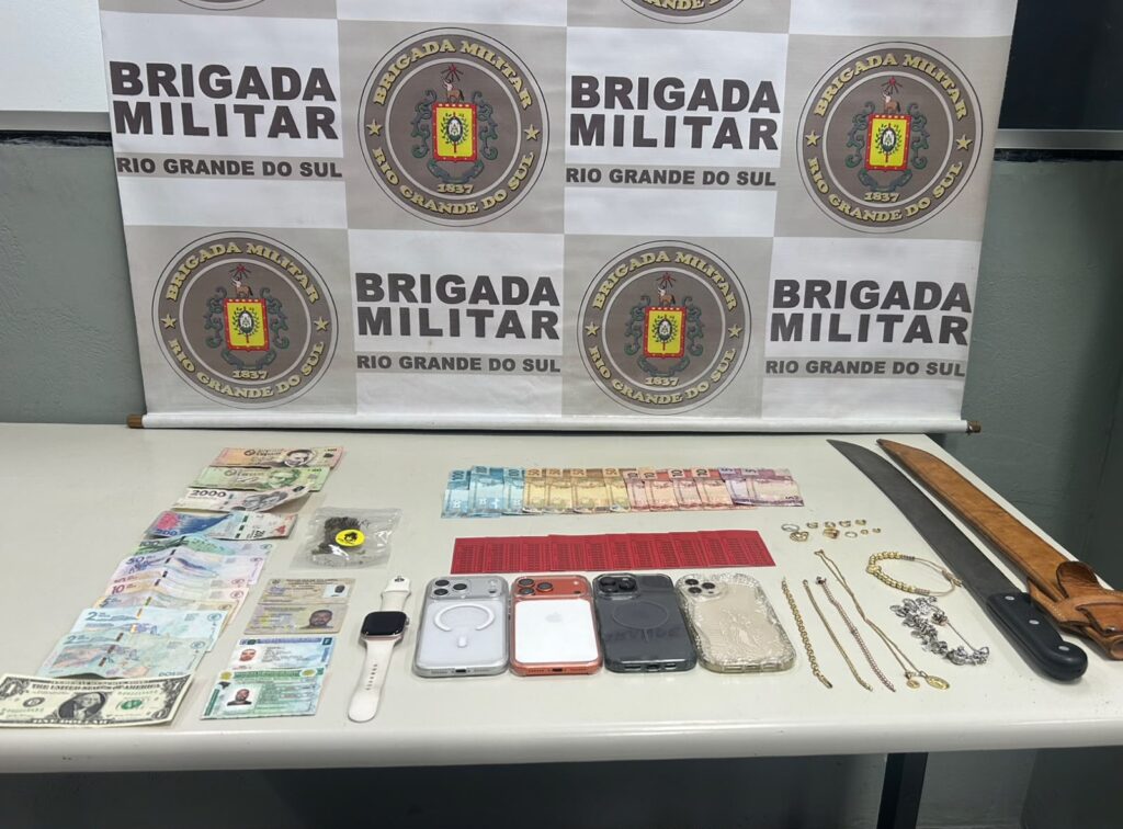 Força Tática do 9º BPM prende casal de colombianos em Porto Alegre - Foto: BM 