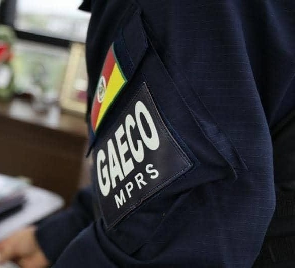 Agentes do Gaeco prendem policial penal cedido ao Ministério Público - Foto: MPRS
