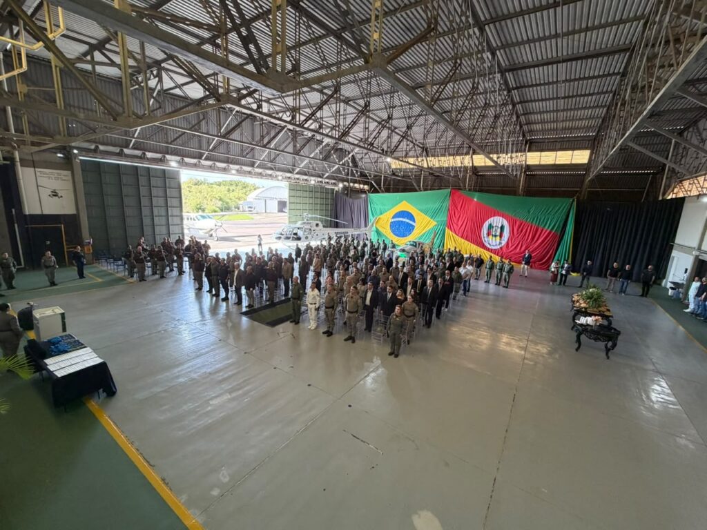 Aniversário de 37 anos do BAvBM, em Porto Alegre - Foto: major João Marcelo Gonçalves/ BAvBM
