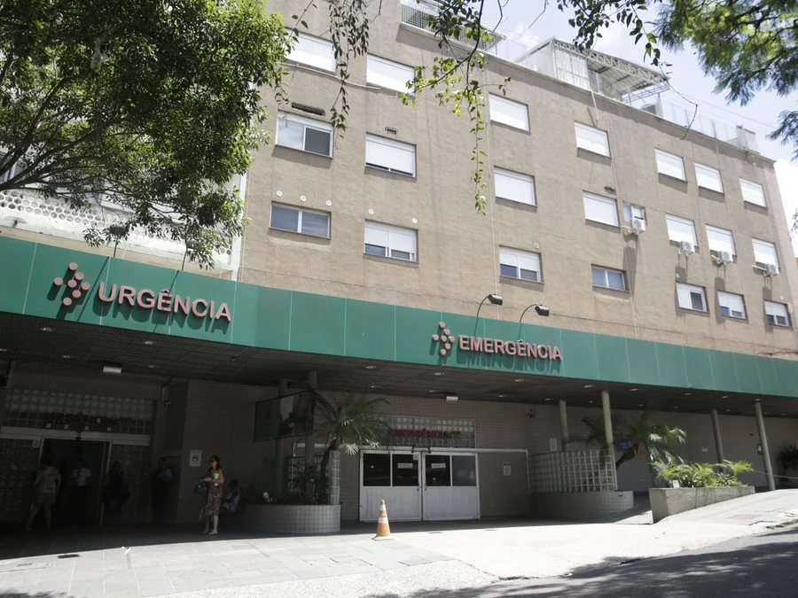 Parte das vítimas de tiroteio estão no Hospital Cristo Redentor - Foto: Cristo Redentor atendeu cinco pessoas com queimaduras relacionadas com a soltura de fogos de artifício Foto : Mauro Schaefer / CP