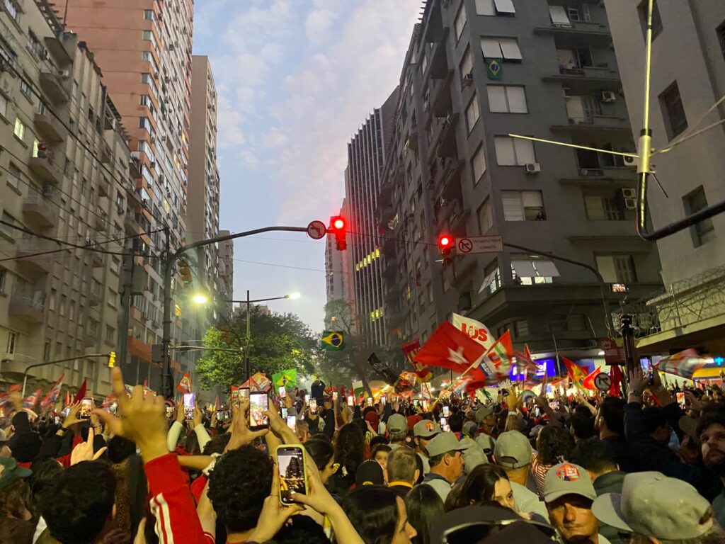 Marcha de Lula em Porto Alegre - Foto: Marcel Horowitz / Rádio Guaíba 